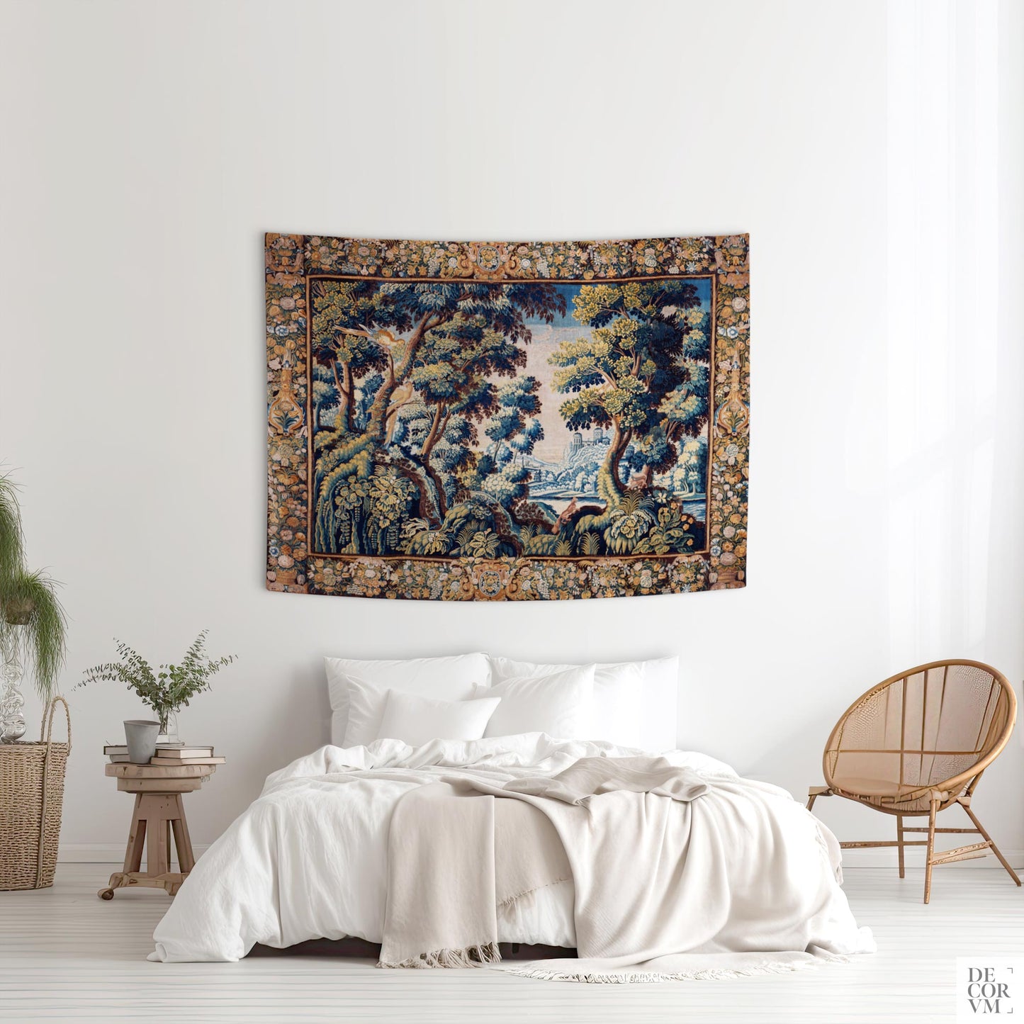 Medium size verdure wall tapestry in organic cotton decorating a bedroom wall